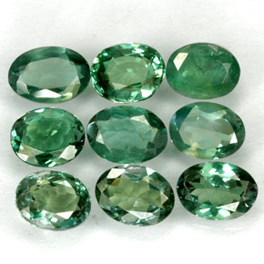 Achetez naturel ct Vert rouge Alexandrite gems, Coupe ovale, En provenance Tanzanie chez GemSelect. En stock, livraison internationale!