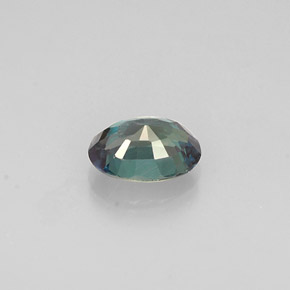 Alexandrite Vert rouge naturelle Coupe ovale, 0.43 ct, VVS-VS