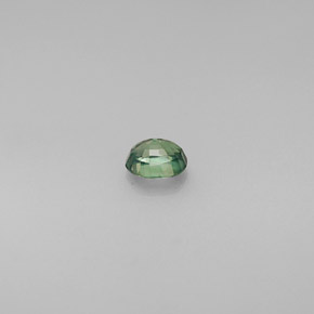 Alexandrite Vert rouge naturelle Coupe ovale, 0.31 ct, VVS-VS