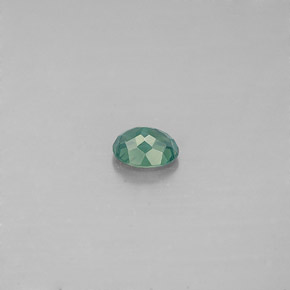 Alexandrite Vert rouge naturelle Coupe ovale, 0.38 ct, VVS-VS