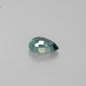 Alexandrite Vert rouge naturelle En forme de poire, 0.45 ct, VS