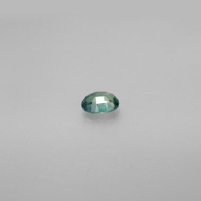 Alexandrite Vert rouge naturelle Coupe ovale, 0.28 ct, VS