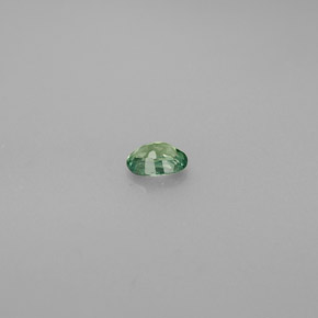 Alexandrite Vert rouge naturelle Coupe ovale, 0.20 ct, VS