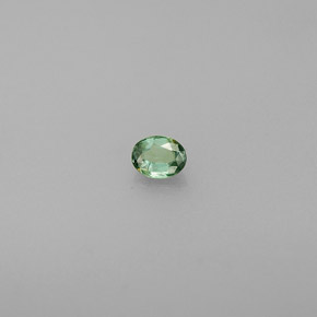 Alexandrite Vert rouge naturelle Coupe ovale, 0.15 ct, VS