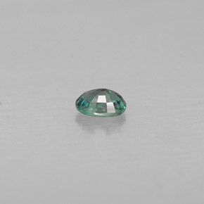 Alexandrite Vert rouge naturelle Coupe ovale, 0.12 ct, VS