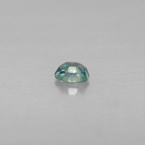 Alexandrite Vert rouge naturelle Coupe ovale, 0.11 ct, VS