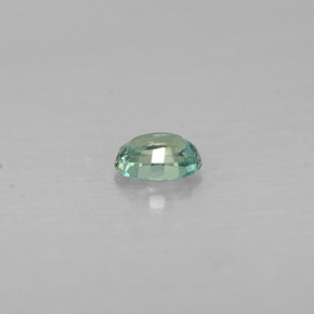 Alexandrite multicolore naturelle coupe ovale, 0,17 ct, VS