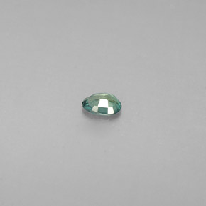 Alexandrite Vert rouge naturelle Coupe ovale, 0.09 ct, VS