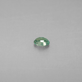 Alexandrite Vert rouge naturelle Coupe ovale, 0.11 ct, VS