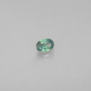 Alexandrite Vert rouge naturelle Coupe ovale, 0.08 ct, VS