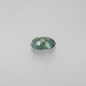 Alexandrite multicolore naturelle coupe ovale, 0,17 ct, VS