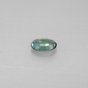 Alexandrite Vert rouge naturelle Coupe ovale, 0.15 ct, VS