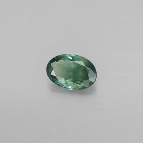 Alexandrite Vert rouge naturelle Coupe ovale, 0.35 ct, VS-SI