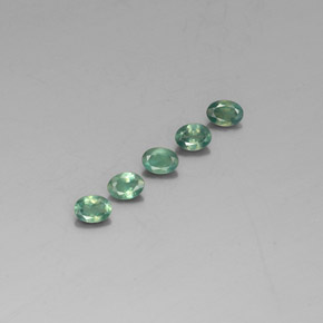 Achetez naturel ct Vert rouge Alexandrite gems, Coupe ovale, En provenance Tanzanie chez GemSelect. En stock, livraison internationale!