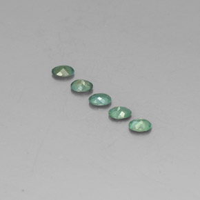 Achetez naturel ct Vert rouge Alexandrite gems, Coupe ovale, En provenance Tanzanie chez GemSelect. En stock, livraison internationale!