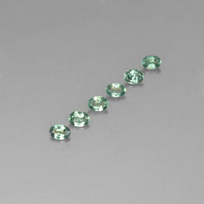 Achetez naturel ct Vert rouge Alexandrite gems, Coupe ovale, En provenance Tanzanie chez GemSelect. En stock, livraison internationale!