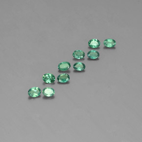 Achetez naturel ct Vert rouge Alexandrite gems, Coupe ovale, En provenance Tanzanie chez GemSelect. En stock, livraison internationale!