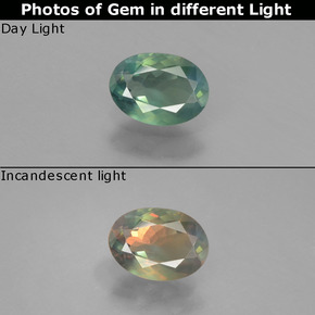 Alexandrite Vert rouge naturelle Coupe ovale, 0.55 ct, VS-SI