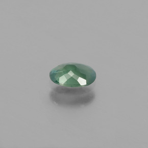 Alexandrite Vert rouge naturelle Coupe ovale, 0.55 ct, VS-SI