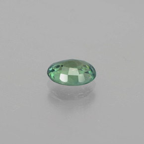 Alexandrite Vert rouge naturelle Coupe ovale, 0.91 ct, VS