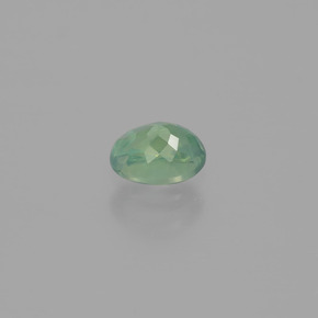 Alexandrite Vert rouge naturelle Coupe ovale, 0.51 ct, VS