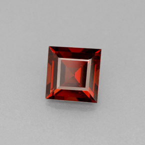 Grenat Almandin Rouge-orange naturelle Carré, 1.04 ct, VS