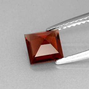 Grenat Almandin Rouge-orange naturelle Carré, 1.04 ct, VS