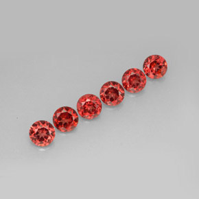 Achetez naturel ct Rouge-orange Grenat Almandin gems, Coupe roude, En provenance Madagascar chez GemSelect. En stock, livraison internationale!