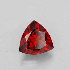 Grenat Almandin Rouge naturelle Trillion, 1.53 ct, VVS