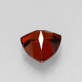 Grenat Almandin Rouge naturelle Trillion, 1.53 ct, VVS