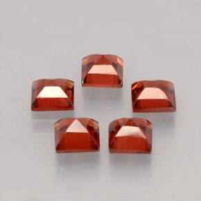 Achetez naturel ct rouge grenat almandin gems, carré, en provenance madagascar chez gemselect. en stock, livraison internationale!