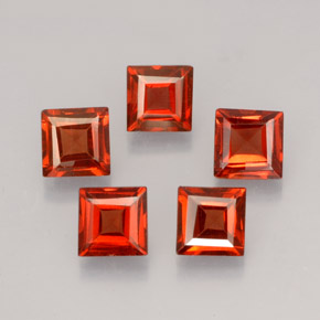 Achetez naturel ct rouge grenat almandin gems, carré, en provenance madagascar chez gemselect. en stock, livraison internationale!