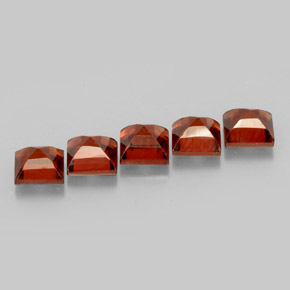 Achetez naturel ct rouge grenat almandin gems, carré, en provenance madagascar chez gemselect. en stock, livraison internationale!
