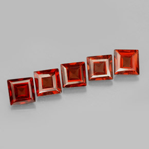 Achetez naturel ct rouge grenat almandin gems, carré, en provenance madagascar chez gemselect. en stock, livraison internationale!