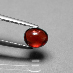 Grenat Almandin Rouge-orange naturelle Coupe ovale, 1.51 ct, Translucide