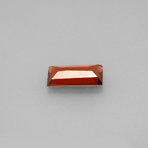 Grenat Almandin Rouge naturelle Baquette, 0.93 ct, VS