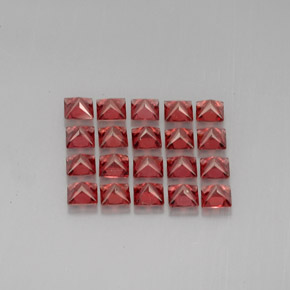 Achetez naturel ct Rouge Grenat Almandin gems, Carré, En provenance Madagascar chez GemSelect. En stock, livraison internationale!