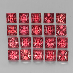 Achetez naturel ct Rouge Grenat Almandin gems, Carré, En provenance Madagascar chez GemSelect. En stock, livraison internationale!