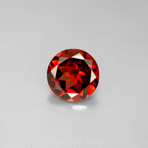 Grenat Almandin Rouge naturelle Coupe roude, 1.36 ct, VS