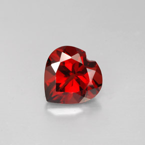 Grenat Almandin Rouge naturelle Forme de coeur, 1.63 ct, VVS-VS