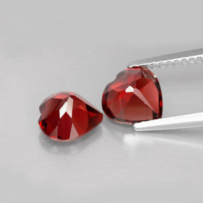 Achetez naturel ct rouge grenat almandin gems, forme de coeur, en provenance madagascar chez gemselect. en stock, livraison internationale!