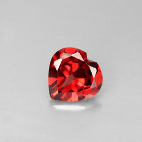 Grenat Almandin Rouge naturelle Forme de coeur, 1.33 ct, VS