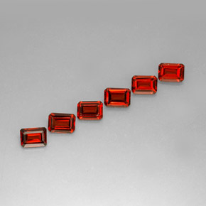 Achetez naturel ct rouge grenat almandin gems, taille émeraude, en provenance madagascar chez gemselect. en stock, livraison internationale!
