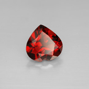 Grenat Almandin Rouge foncé naturelle Forme de coeur, 1.42 ct, VVS