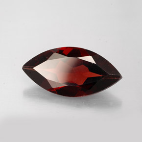 Grenat Almandin Rouge foncé naturelle Marquise, 2.71 ct, VS