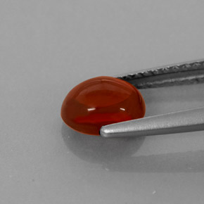 Grenat almandin rouge naturelle transparent, 1,49 ct, transparent / translucide