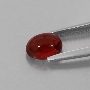 Grenat almandin rouge naturelle transparent, 1,28 ct, transparent / translucide