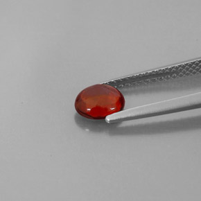 Grenat almandin rouge naturelle transparent, 0,90 ct, transparent / translucide