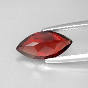 Grenat Almandin Rouge foncé naturelle Marquise, 3.18 ct, VVS-VS