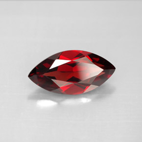 Grenat almandin rouge foncé naturelle marquise, 3,10 ct, VVS-VS